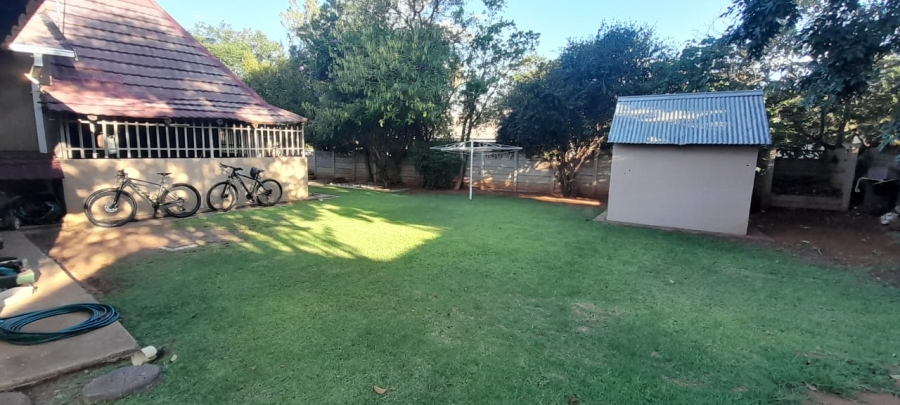 4 Bedroom Property for Sale in Wilkoppies North West